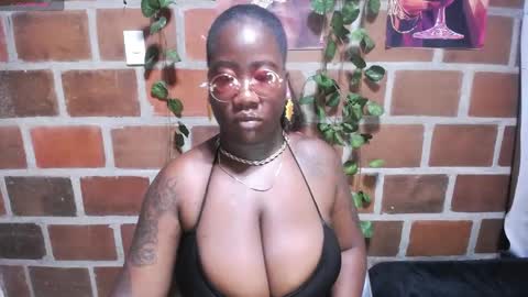 Snapshot of roos_veyker chatting on 05.01.26 roos_veyker online show from 05.01.26