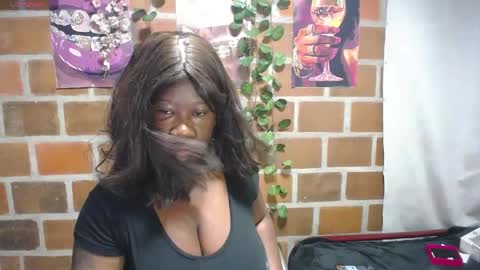 Snapshot of roos_veyker chatting on 05.28.26 roos_veyker online show from 05.28.26