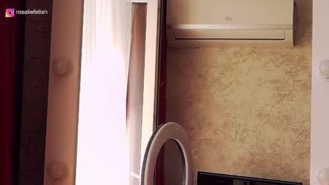 Rosalie online show from 09.17.25