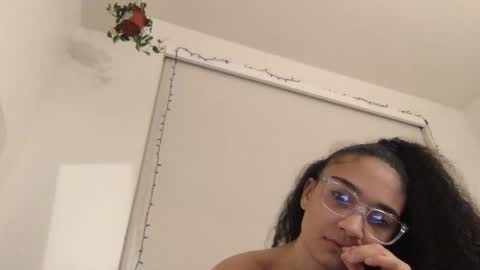 Rosalina online show from 02.06.25