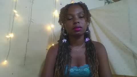 Snapshot of rosalinda933 chatting on 04.20.26 Rosalinda online show from 04.20.26