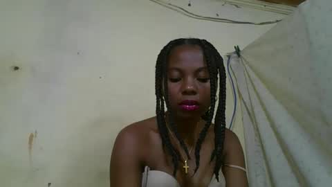 Snapshot of rosalinda933 chatting on 05.08.26 Rosalinda online show from 05.08.26