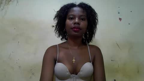 Snapshot of rosalinda933 chatting on 05.12.26 Rosalinda online show from 05.12.26