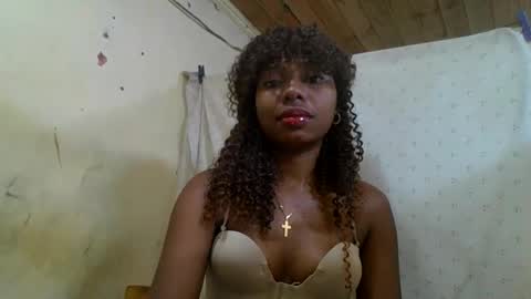 Snapshot of rosalinda933 chatting on 05.30.26 Rosalinda online show from 05.30.26