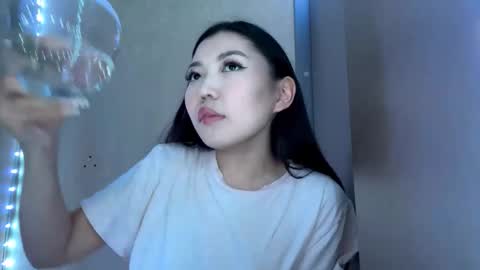 Snapshot of rosalynhandy chatting on 02.26.26 Kira online show from 02.26.26