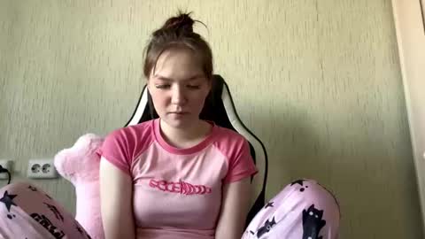 Rose online show from 02.22.26