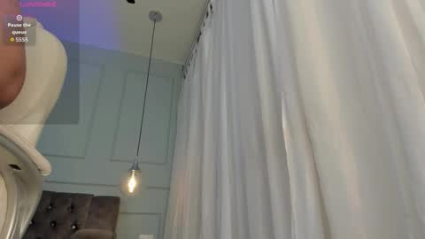 Snapshot of rose__monroe chatting on 02.14.26 rose__monroe online show from 02.14.26