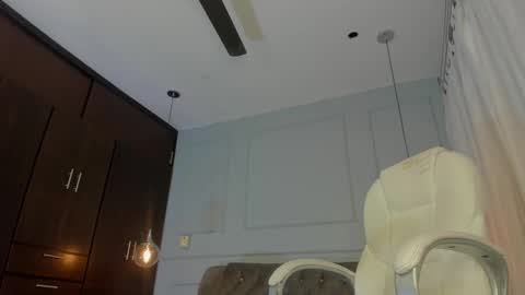 Snapshot of rose__monroe chatting on 02.25.26 rose__monroe online show from 02.25.26