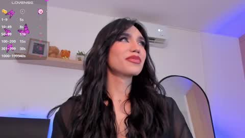 Rose Saenz online show from 02.01.25