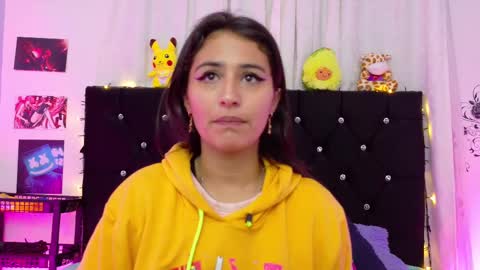 Snapshot of rose_smiley1 chatting on 10.09.25 Rose online show from 10.09.25