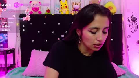 Snapshot of rose_smiley1 chatting on 11.17.25 Rose online show from 11.17.25