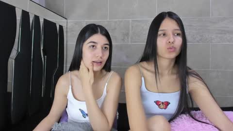 Snapshot of roseandmiah chatting on 12.18.24 Rose y Miah online show from 12.18.24