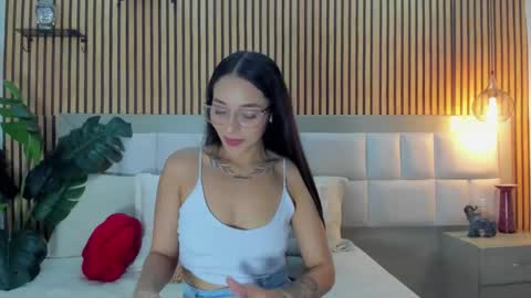 Snapshot of roseaurora chatting on 02.07.26 roseaurora online show from 02.07.26