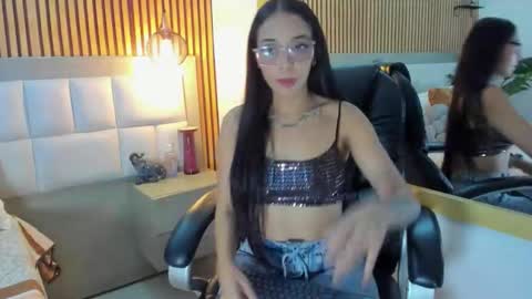 Snapshot of roseaurora chatting on 02.26.26 roseaurora online show from 02.26.26