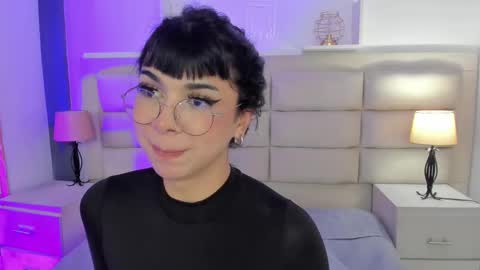 Rose online show from 02.15.25