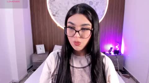 Rose online show from 12.18.25