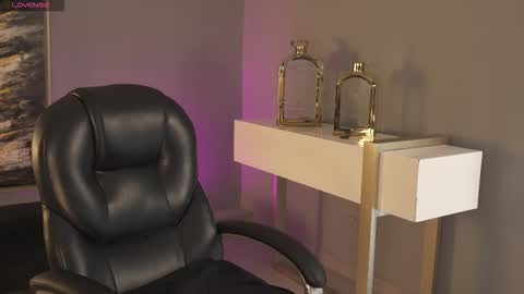 Rose  online show from 10.14.25