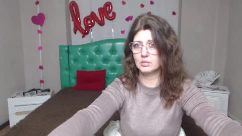 Snapshot of rosehille chatting on 02.23.26 RoseHille online show from 02.23.26