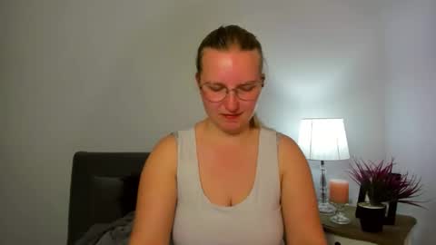 Rose online show from 04.28.26