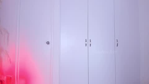 Lyla OF roselinedior online show from 09.09.25