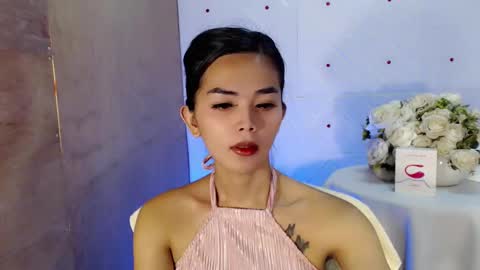 Snapshot of rosella_xx chatting on 02.04.25 TONETH online show from 02.04.25