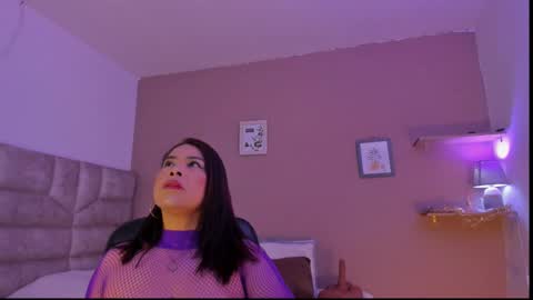 roselyn online show from 09.24.25