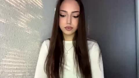 Snapshot of rosenavillifana chatting on 09.10.25 Mimi online show from 09.10.25