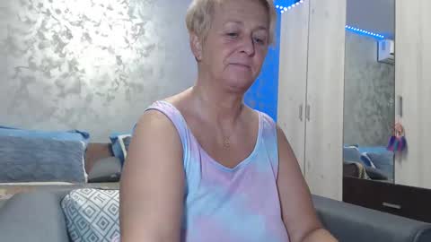 Lovepinklilly online show from 12.30.24