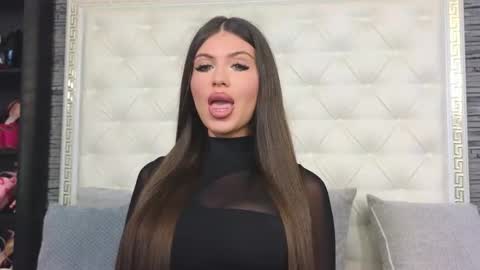 Gabriela online show from 09.18.25