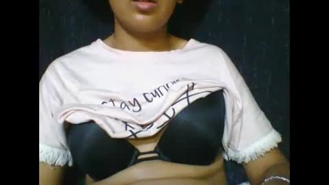 rosia685234 online show from 12.21.25