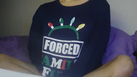 Snapshot of rosiefawn chatting on 11.30.25 Rosie Fawn online show from 11.30.25