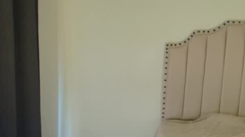 Ross BakerHot online show from 11.20.25