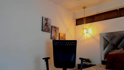 Ross online show from 10.04.25