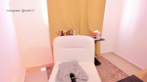 Im Ross   online show from 01.21.25