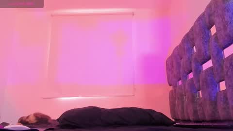 Im Ross   online show from 11.28.25