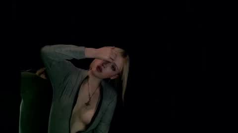 rosy_petal online show from 10.16.25