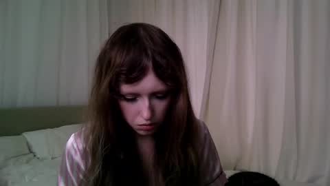 rosy_petal online show from 03.29.26
