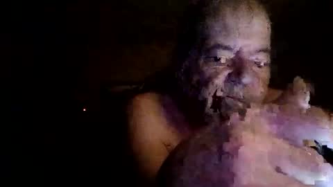 Snapshot of rotorranch chatting on 09.29.25 rotorranch online show from 09.29.25