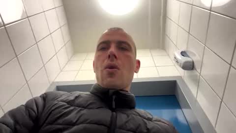 rotteei1 online show from 11.05.25