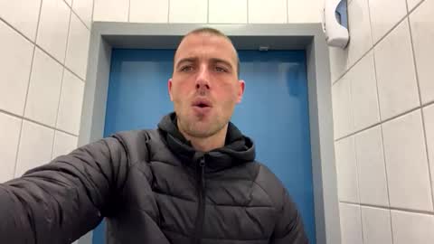 rotteei1 online show from 11.26.25