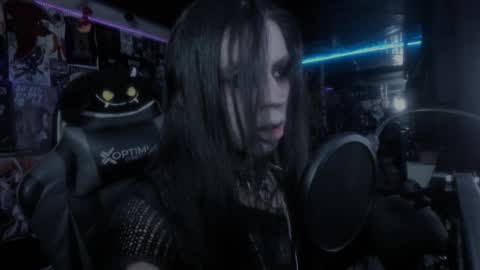 Snapshot of rotten_dreams chatting on 02.25.25 rot online show from 02.25.25