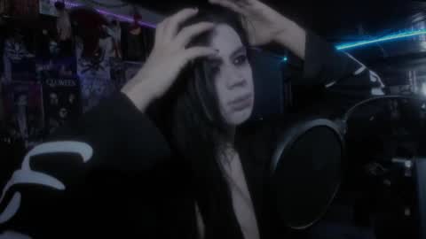 Snapshot of rotten_dreams chatting on 02.27.25 rot online show from 02.27.25