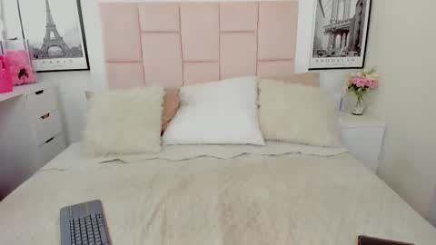 Valeria online show from 09.10.25