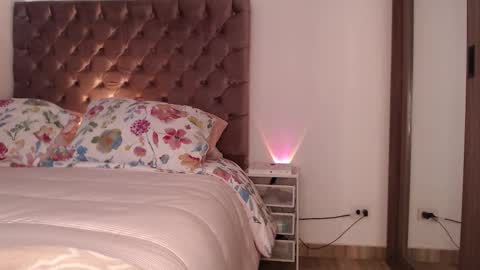 Snapshot of rouss_henao chatting on 12.01.25 Rouss marie henao online show from 12.01.25