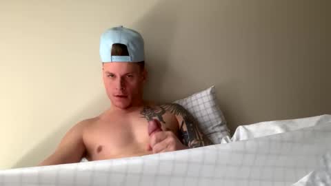 roverone89 online show from 03.03.26