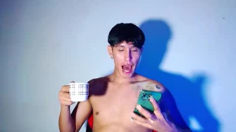 rowanboy23 online show from 11.26.25