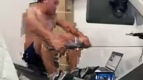 rowing_man06 online show from 06.26.26