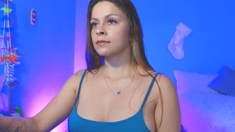 Snapshot of rox_anna chatting on 12.13.24 Roxanna online show from 12.13.24