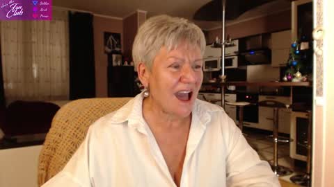 Roxana online show from 01.11.25