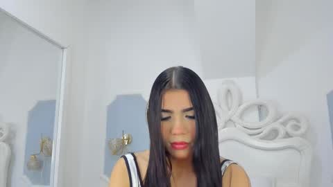 roxana_scott1 online show from 09.19.25